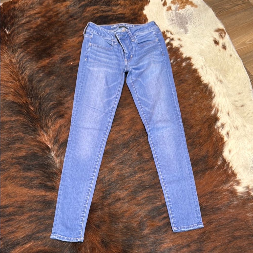 American Eagle size 4 Women's Blue Jeans
